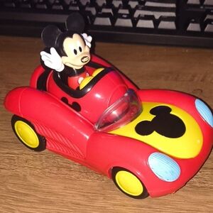 Disney Mickey & the Roadster Racers Transforming Hot Rod Car + Figure